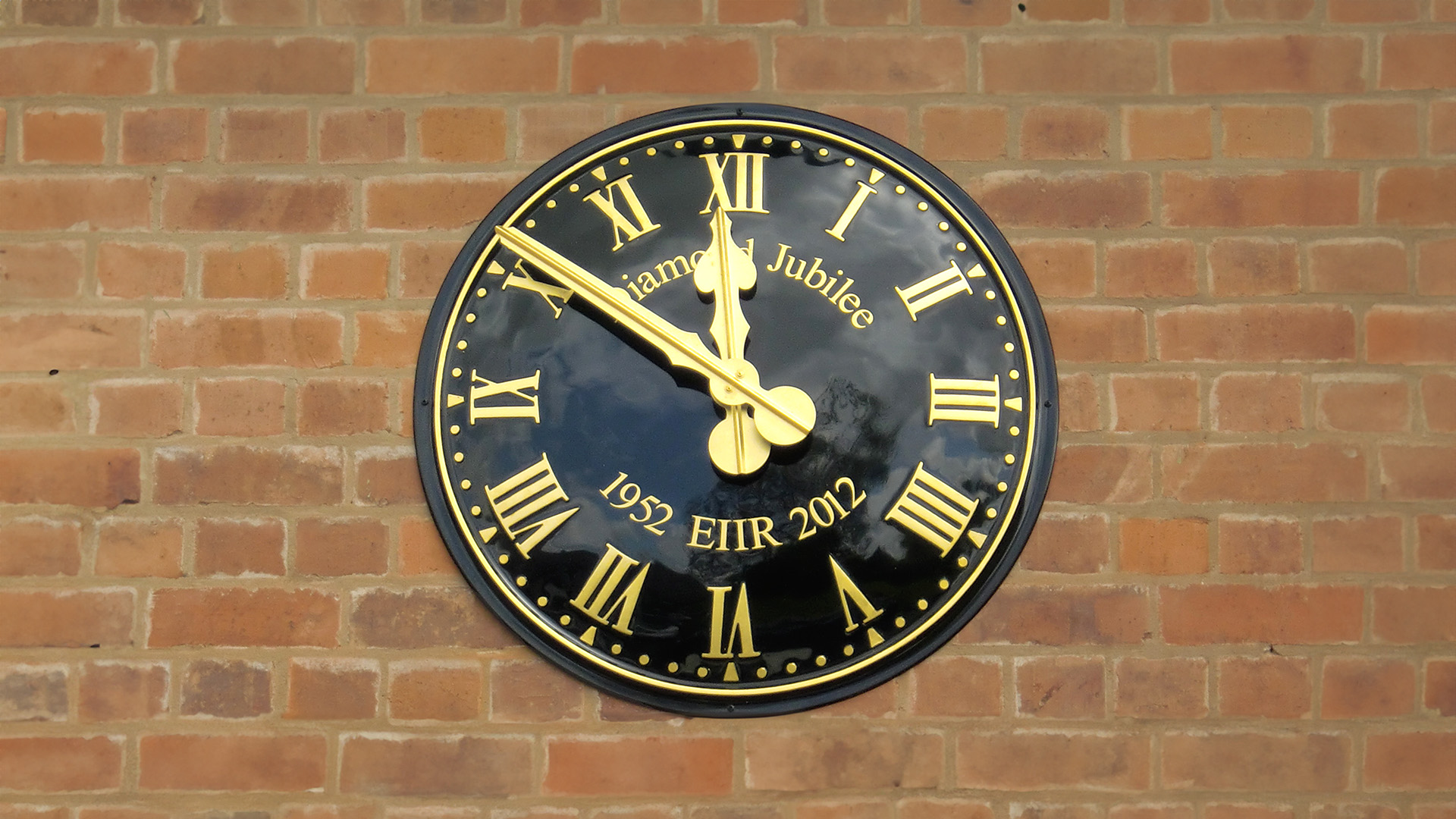 Outdoor Clocks